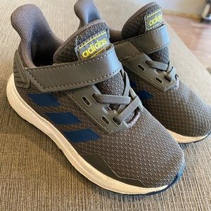 Kids Adidas Duramo 9 Sneaker Size 9k